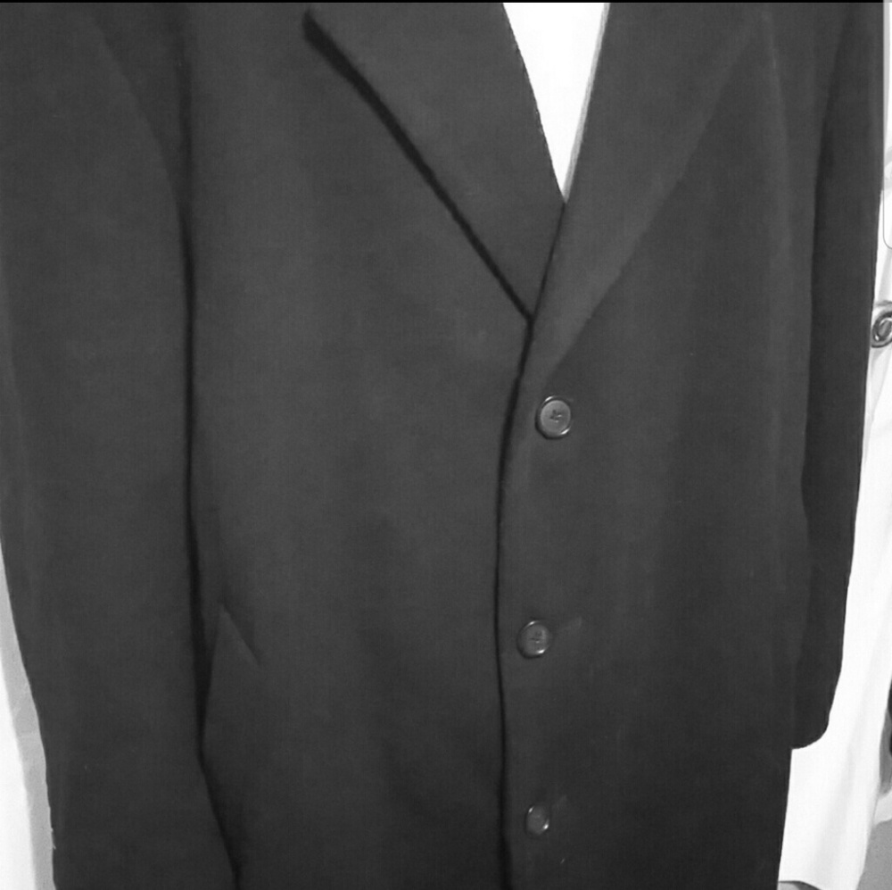 Bill Blass Cashmere Overcoat 46R